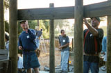 2hammering_s.jpg (7145 bytes)
